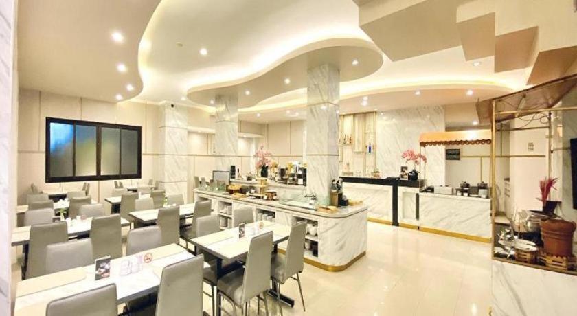 Hotel Grand Malioboro Yogyakarta Exteriér fotografie